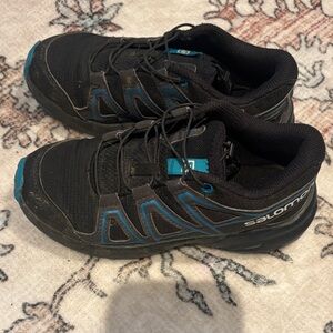 Salomon Men's Athletic Shoes in Black and Blue